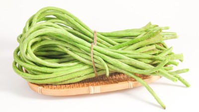 黃瓜、西紅柿、豆角、辣椒，肥料五不施，不然落花落果又傷根
